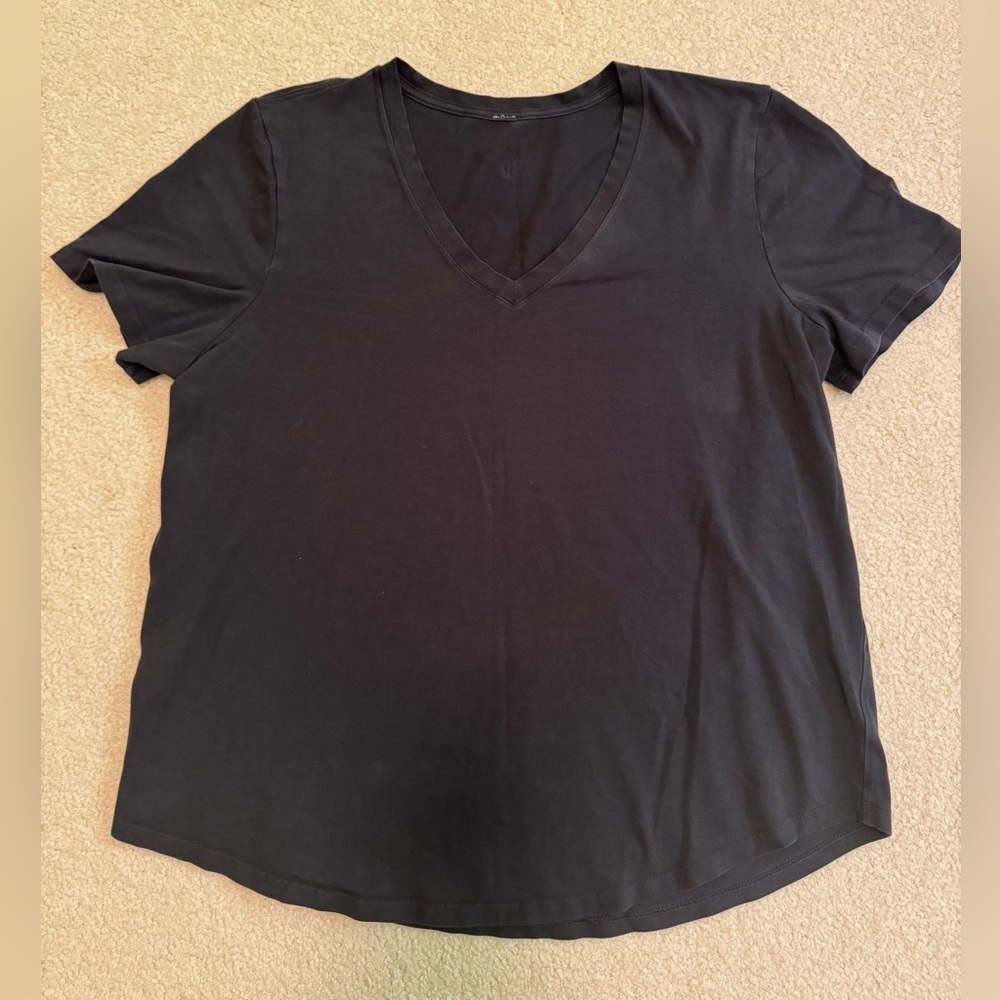 lululemon athletica Black Short Sleeve Tee